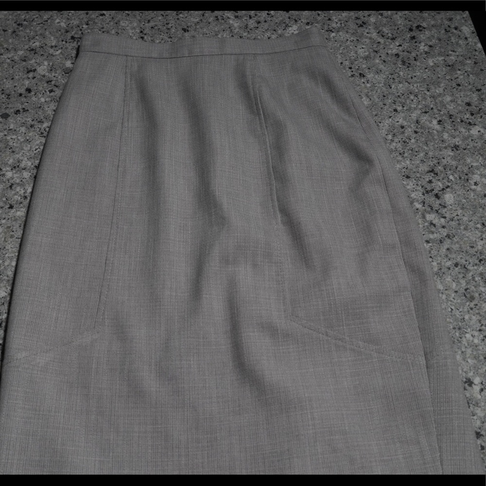 Antonio Melani size 0 fits like a 00P